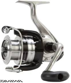 Daiwa Strikeforce 2500 Inkl. Nylonlina